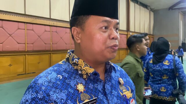 Kepala Dinas Sosial Kota Bekasi, Robert Siagian